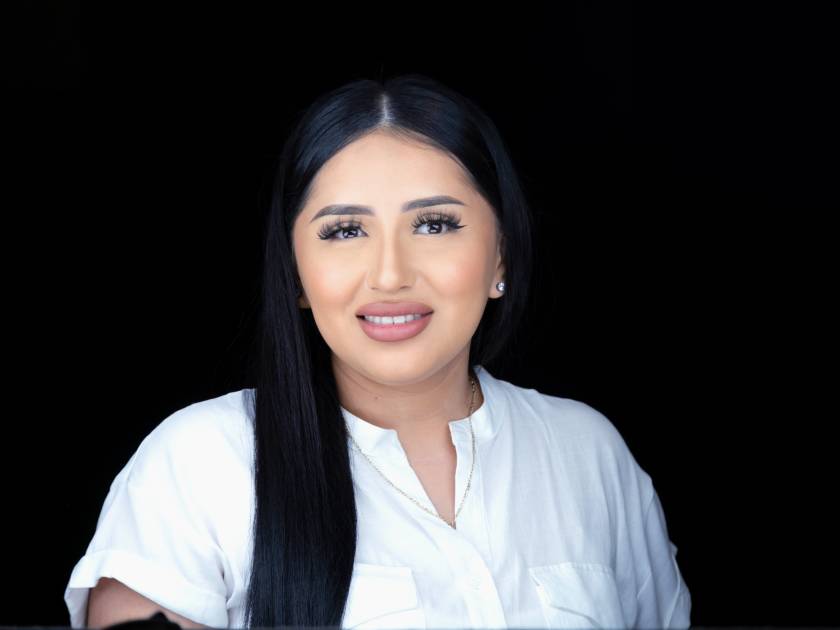 Portrait of April Gonzalez, Dental Assistant at Noho Dental Group